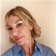 Hola, soy Laura … soy Licenciada en Publicidad y he vivido 9 años en Inglaterra.